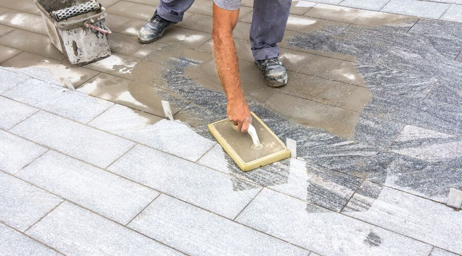 Professional gutter cleaning in Gueydan, LA